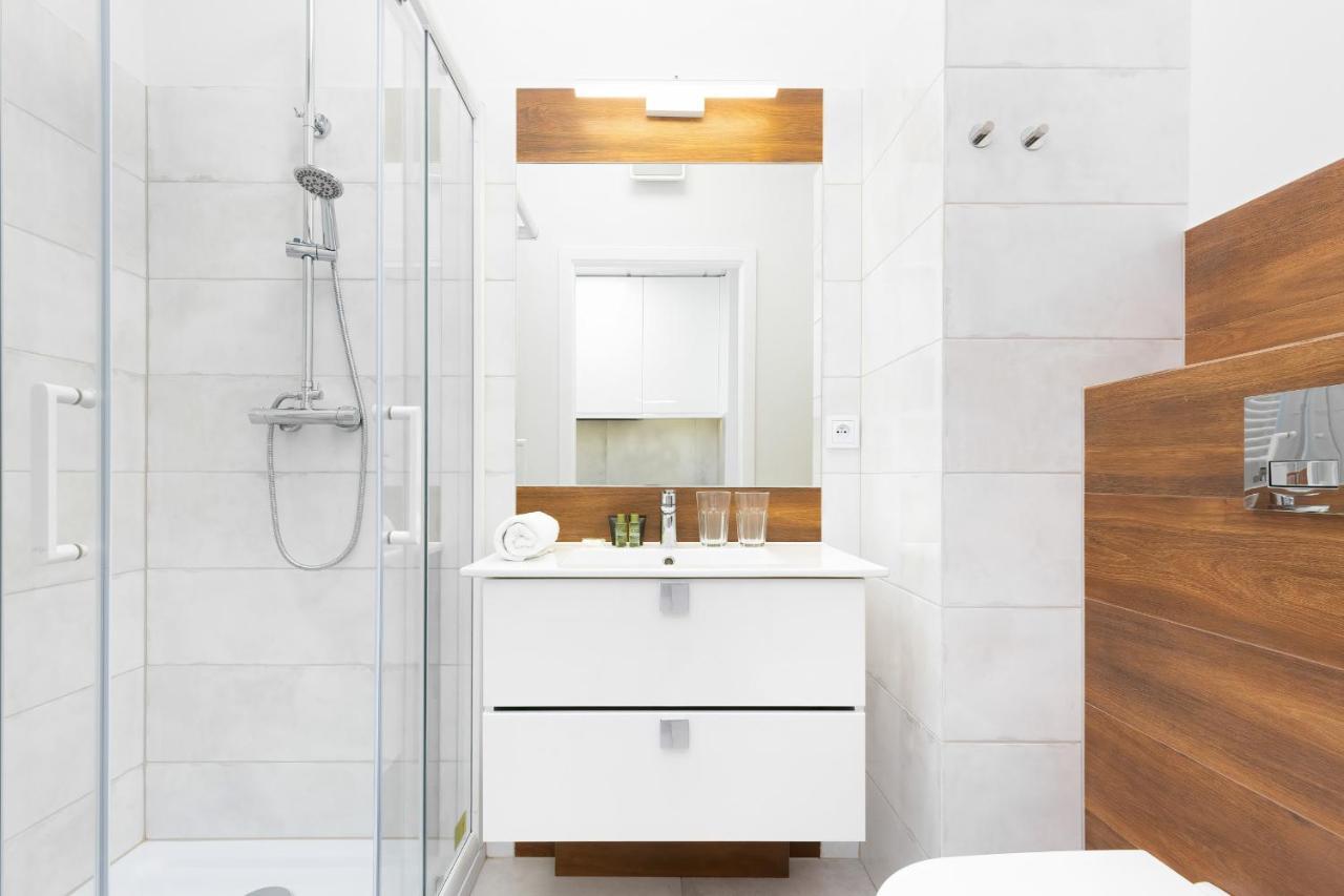 Apartments With Parking Warsaw Business Center By Noclegi Renters Екстер'єр фото