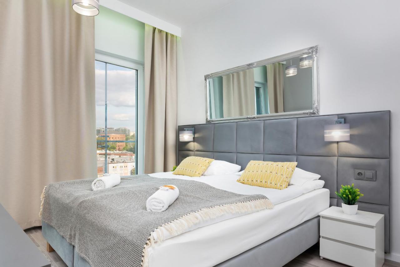 Apartments With Parking Warsaw Business Center By Noclegi Renters Екстер'єр фото
