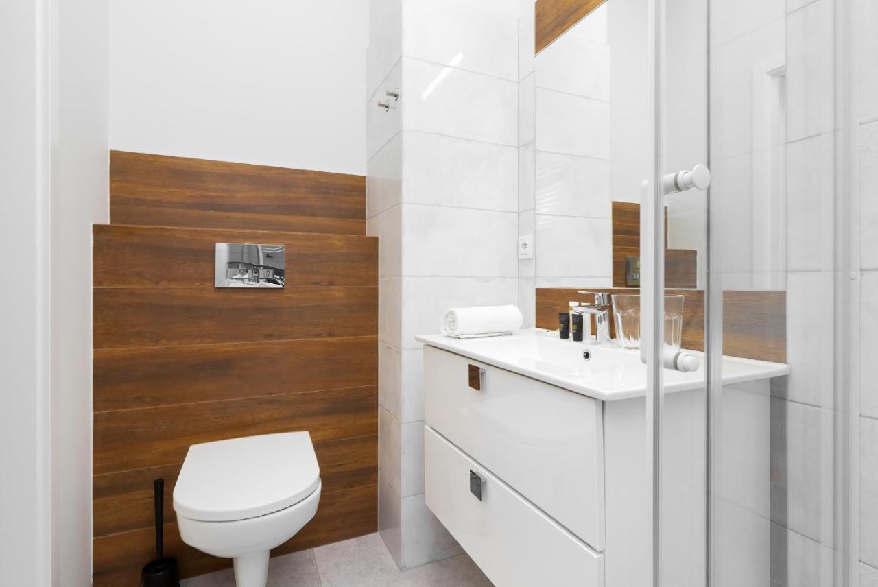 Apartments With Parking Warsaw Business Center By Noclegi Renters Екстер'єр фото